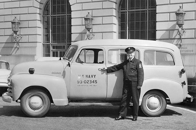1950s chevrolet suburban