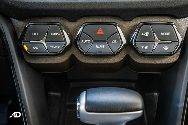 2018 GAC GS4 interior