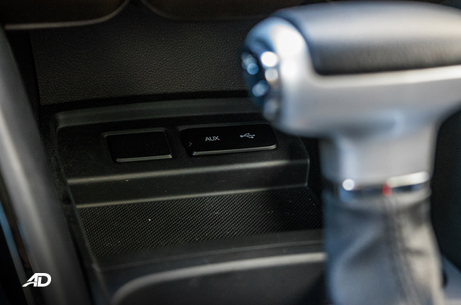 2018 GAC GS4 USB port