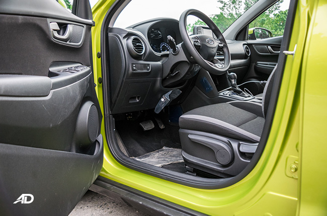 2018 Hyundai Kona front interior