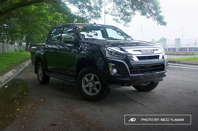 2018 isuzu Dmax 1.9 exterior test drive photo