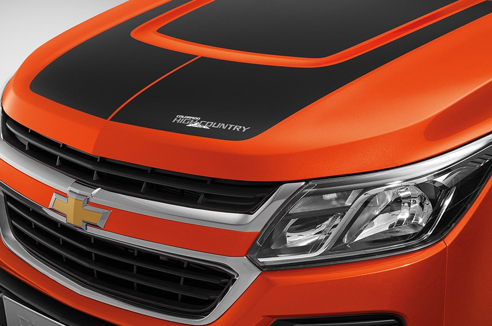 2019 Chevrolet Colorado High Country Storm Hood