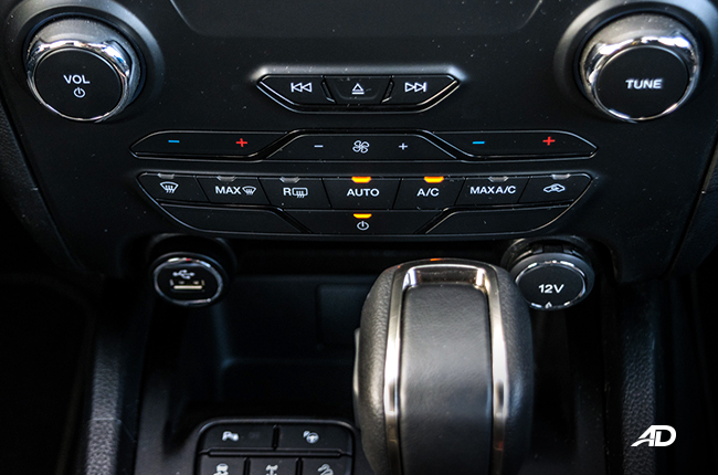 2019 Ford Ranger Wildtrak Biturbo climate control