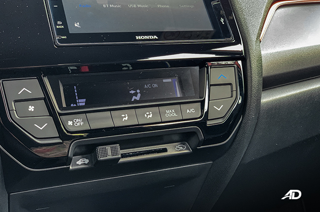 2019 Honda Brio interior