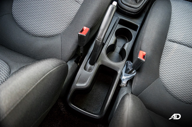 2019 Hyundai Reina interior