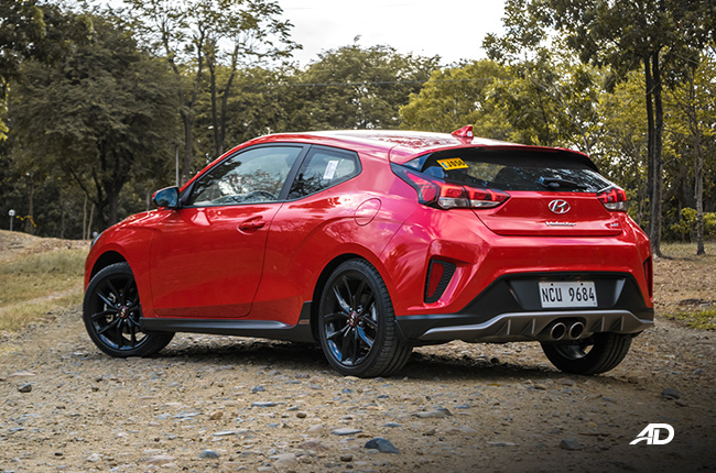 2019 Hyundai Veloster Turbo design