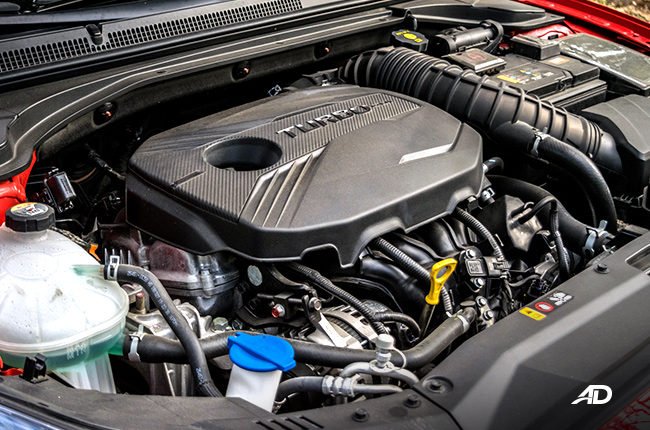 2019 Hyundai Veloster Turbo engine