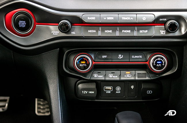 2019 Hyundai Veloster Turbo technology