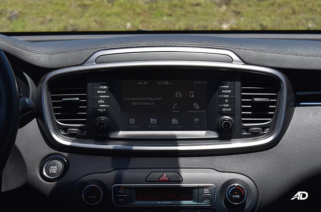 2019 Kia Sorento infotainment system