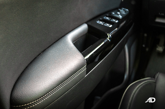 2019 kia sportage interior