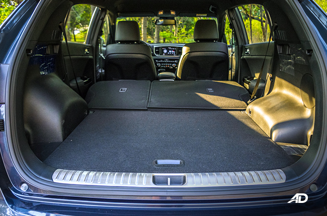 2019 kia sportage interior