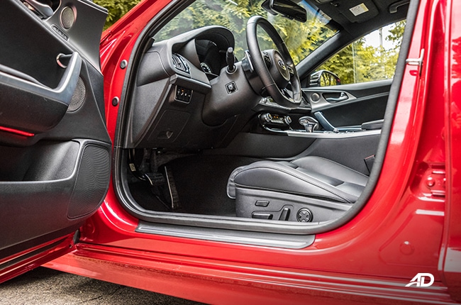 2019 Kia Stinger interior Philippines