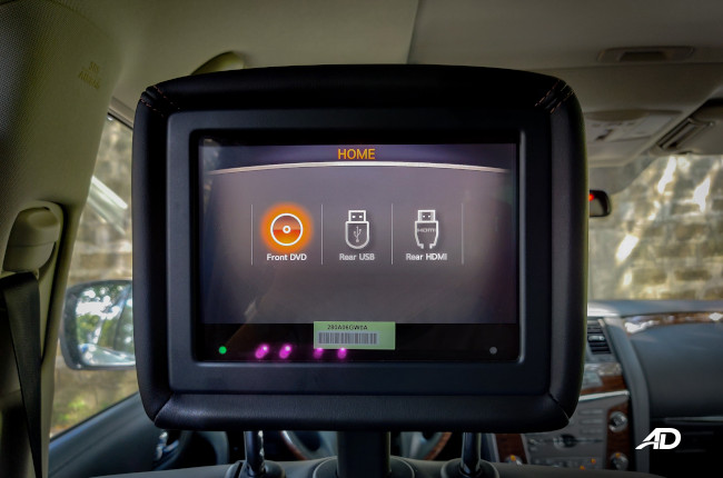 2019 Nissan Patrol Middle Row Display