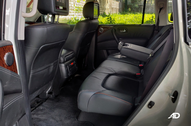 2019 Nissan Patrol Middle-Row Leg Room