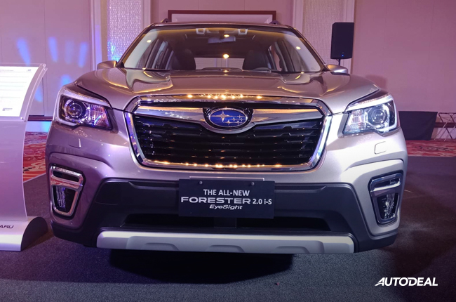 2019 Subaru Forester front