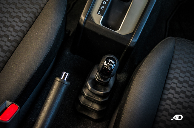 2019 Suzuki Jimny interior