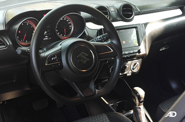 2019 Suzuki Swift GL CVT dashboard