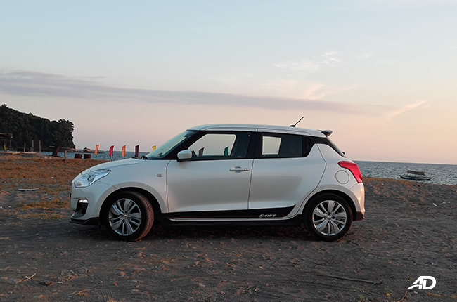 2019 Suzuki Swift GL CVT side