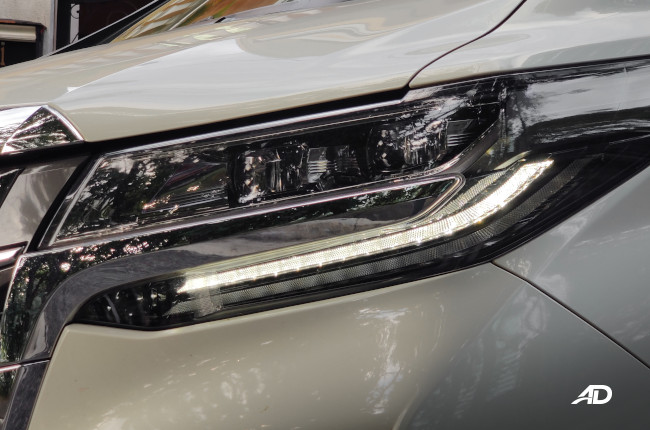 2019 Toyota Alphard LED headlights