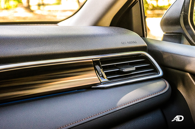 2019 Toyota Camry airbag