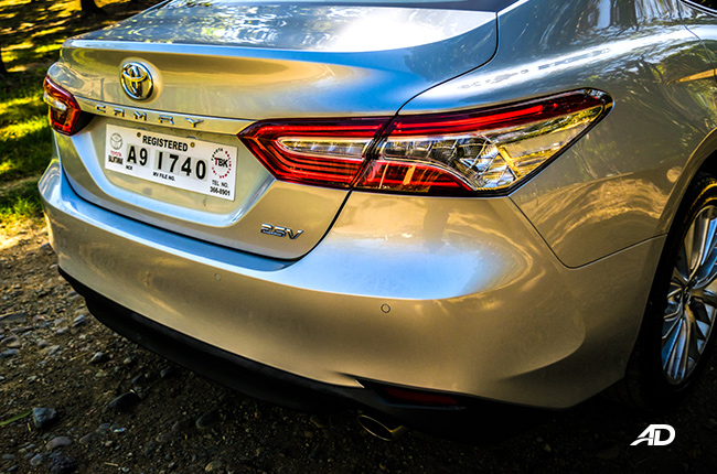 2019 Toyota Camry rear fascia