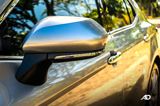 2019 Toyota Camry side mirrors
