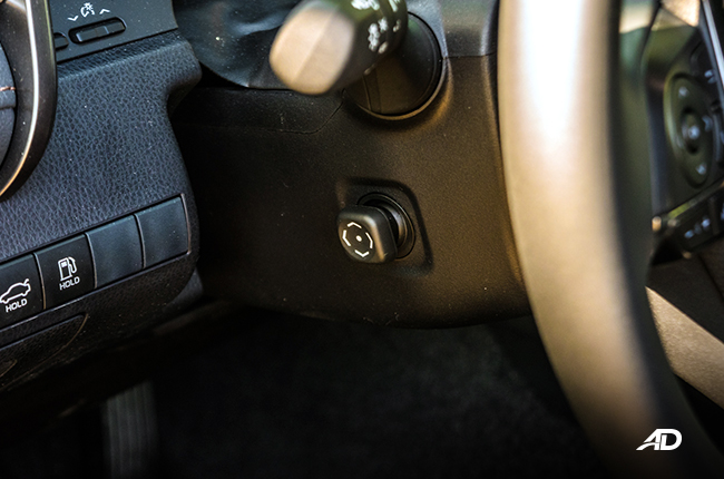 2019 Toyota Camry steering adjuster