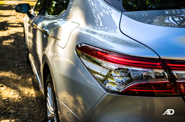 2019 Toyota Camry taillights