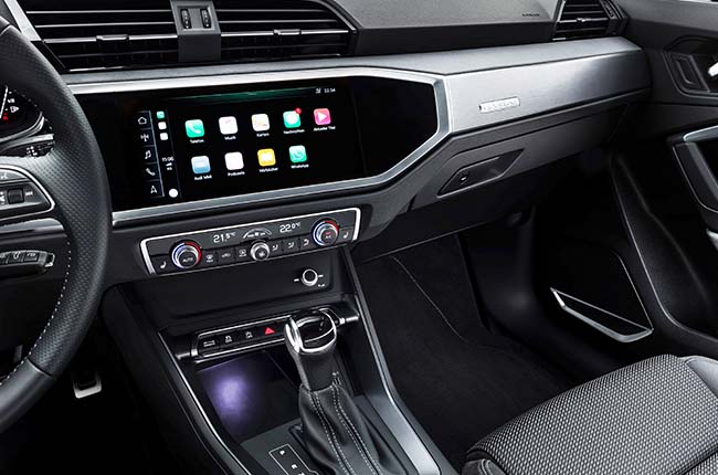 2020 Audi Q3 interior 10inch infotainment system