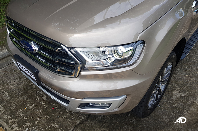 2020 Ford Everest front lights