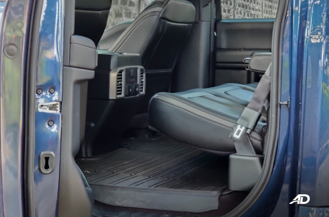 2020 Ford F-150 Platinum Philippines Interior rear legroom 