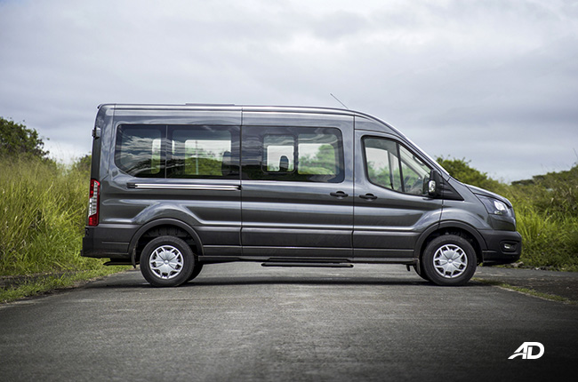 2020 Ford Transit Minibus Exterior Side