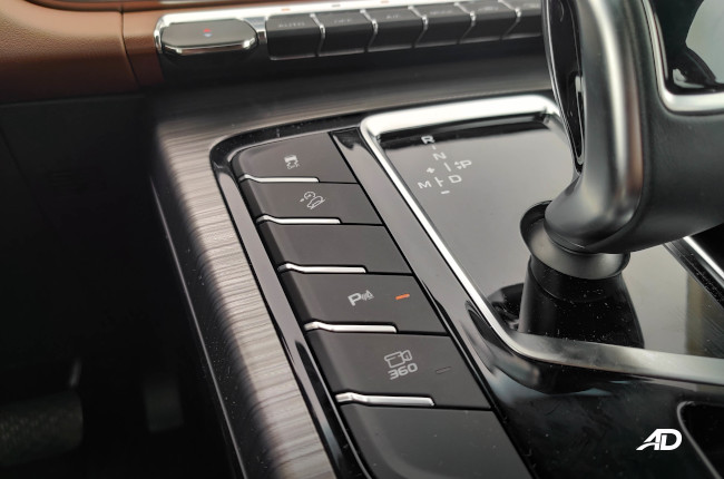 2020 Geely Azkarra Interior Buttons 