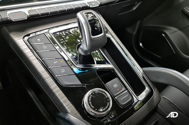 2020 Geely Azkarra interior center stack Philippines