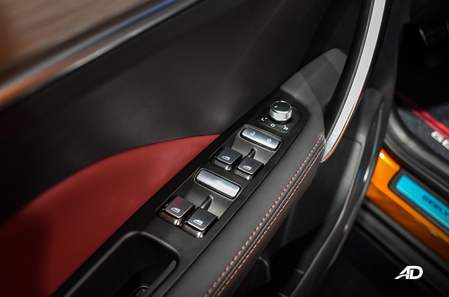 2020 Geely Coolray interior