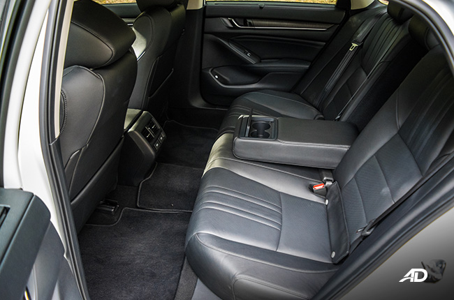 2020 Honda Accord EL Turbo Interior Rear Seats