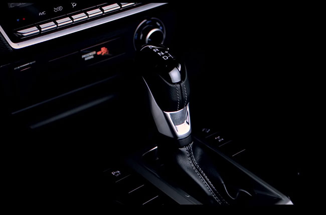 2020 isuzu dmax center console with gear shifter