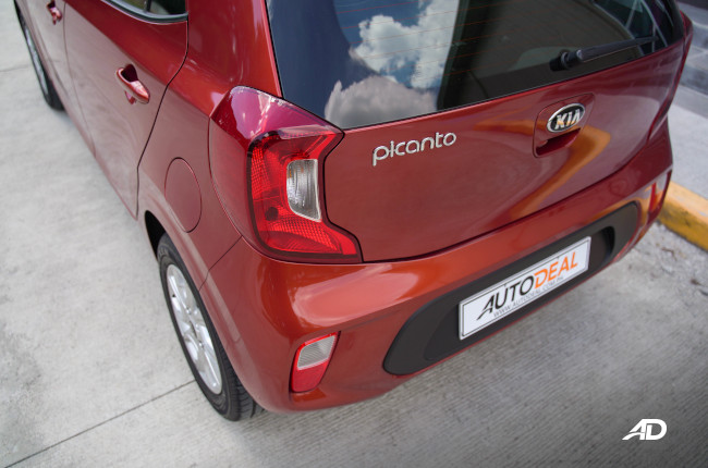 2020 Kia Picanto 1.2 EX Philippines taillight
