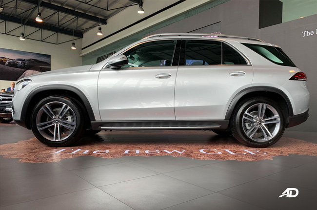 2020 Mercedes-Benz GLE Side