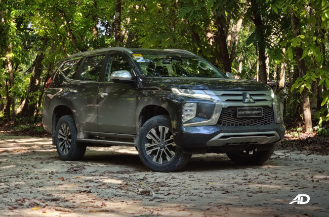 2020 Mitsubishi Montero Sport Facelift Front Quarter