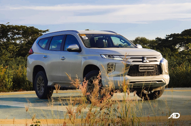 2020 Mitsubishi Montero Sport Facelift GLS Front Quarter