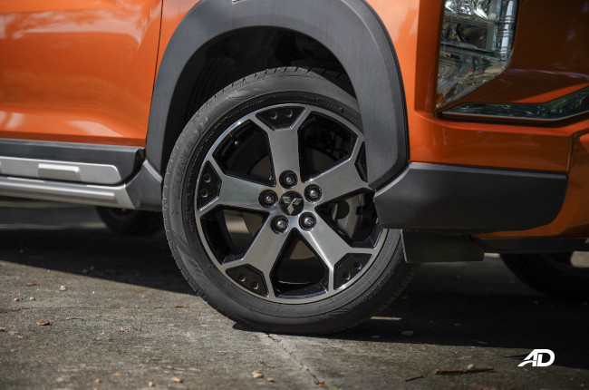 2020 Mitsubishi Xpander Cross Philippines 17-inch wheels