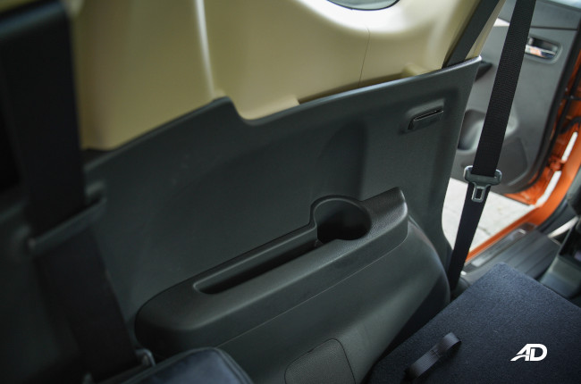 2020 Mitsubishi Xpander Cross Philippines Rear cubby hole cupholders