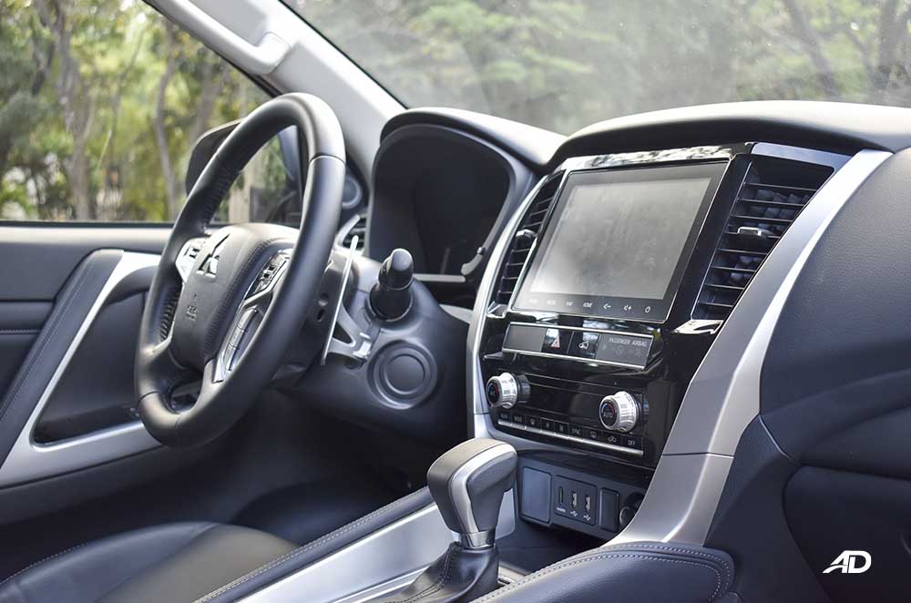 2020 Montero Sport road test dashboard