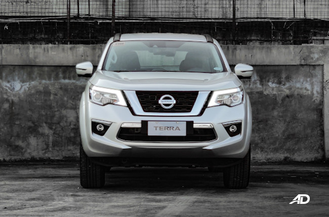 2020 Nissan Terra 4x2 VL Exterior Front