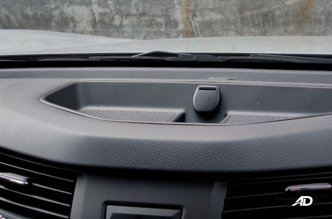 2020 Nissan Terra 4x2 VL Interior 12V Socket