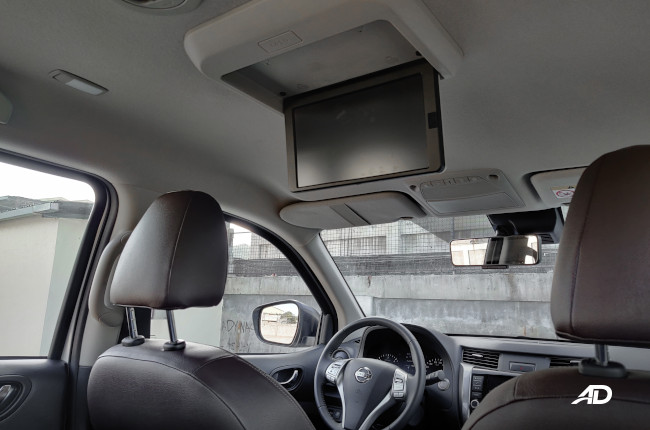 2020 Nissan Terra 4x2 VL Interior flip-down LCD