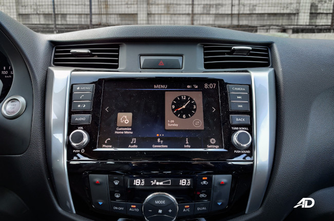 2020 Nissan Terra 4x2 VL Interior Infotainment Nisssan Connect