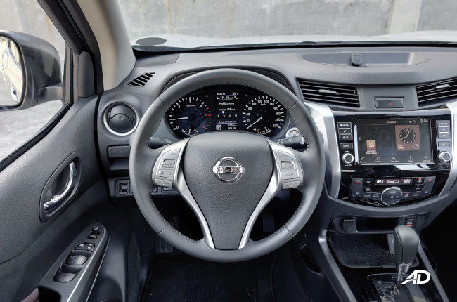 2020 Nissan Terra 4x2 VL Interior steering wheel