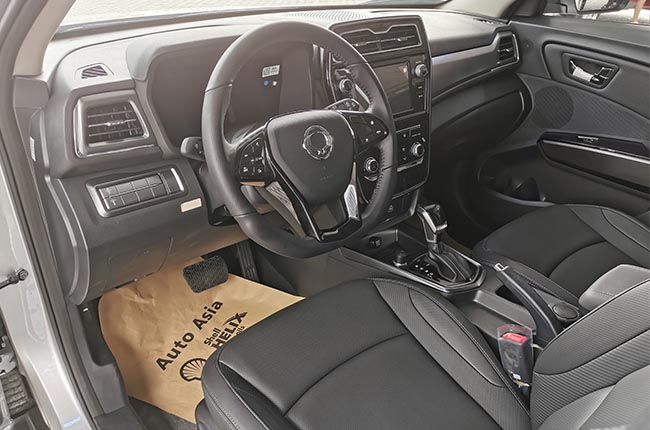 2020 ssangyong tivoli interior